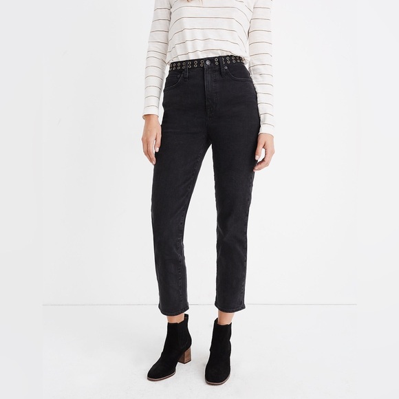 Madewell Classic Straight Jeans in Lunar Wash: Grommet Edition - Picture 3 of 9